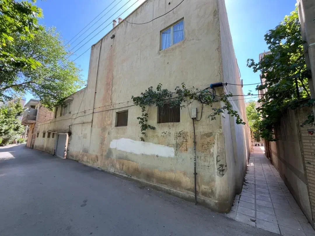 خانه کلنگی قابل سکونت ۴۵۰ متر|فروش زمین و ملک کلنگی|اصفهان, جوزدان الیادران|دیوار