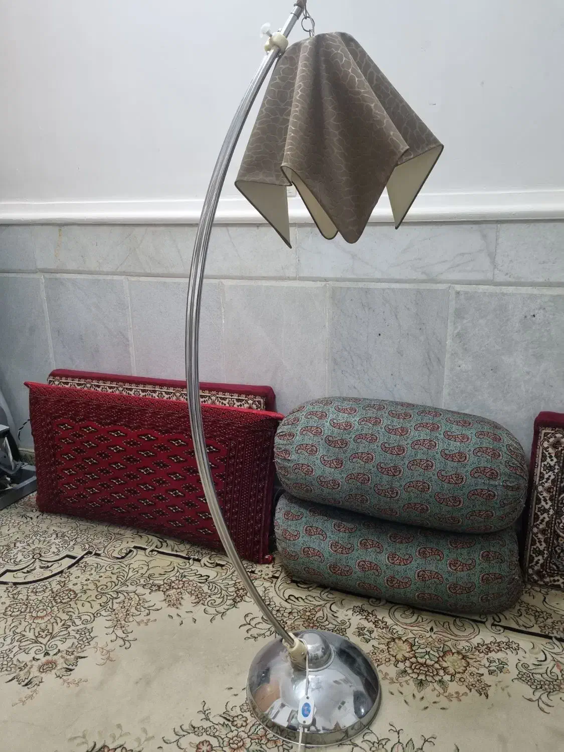 آباژور بلند مبلی|چراغ خواب و آباژور|زابل, |دیوار