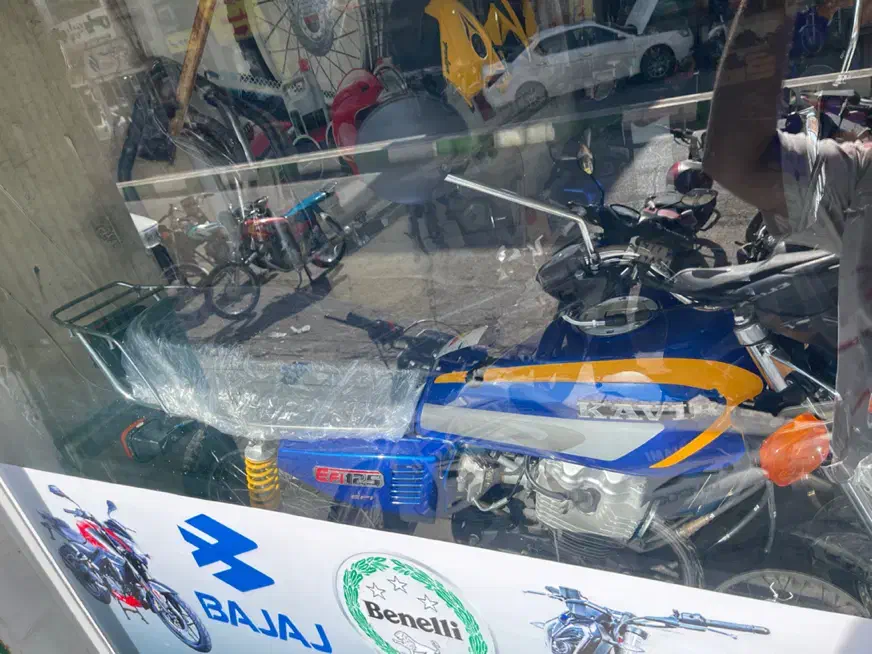 کویر ۱۴۰۲ در حد خشک نقد و‌اقساط|موتورسیکلت|یزدان شهر, |دیوار