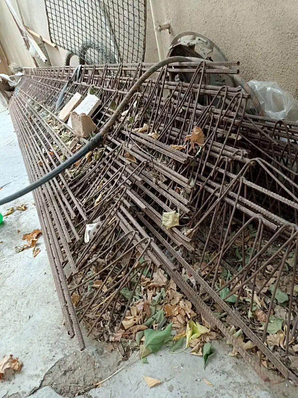 تیرچه آهنی با کیفیت و بدون بتن|مصالح و تجهیزات ساختمان|سنندج, |دیوار