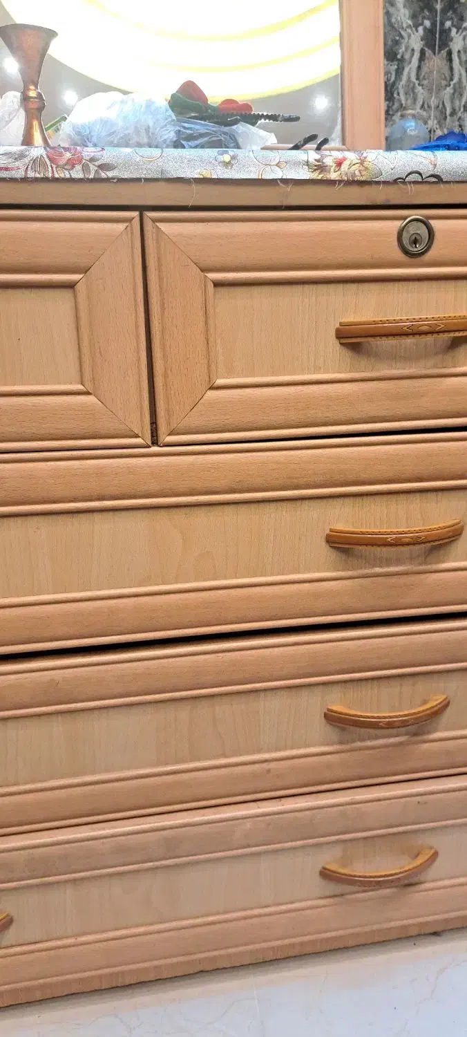 فروش دراور و پا تختی|جاکفشی، کمد، دراور|سروستان, |دیوار