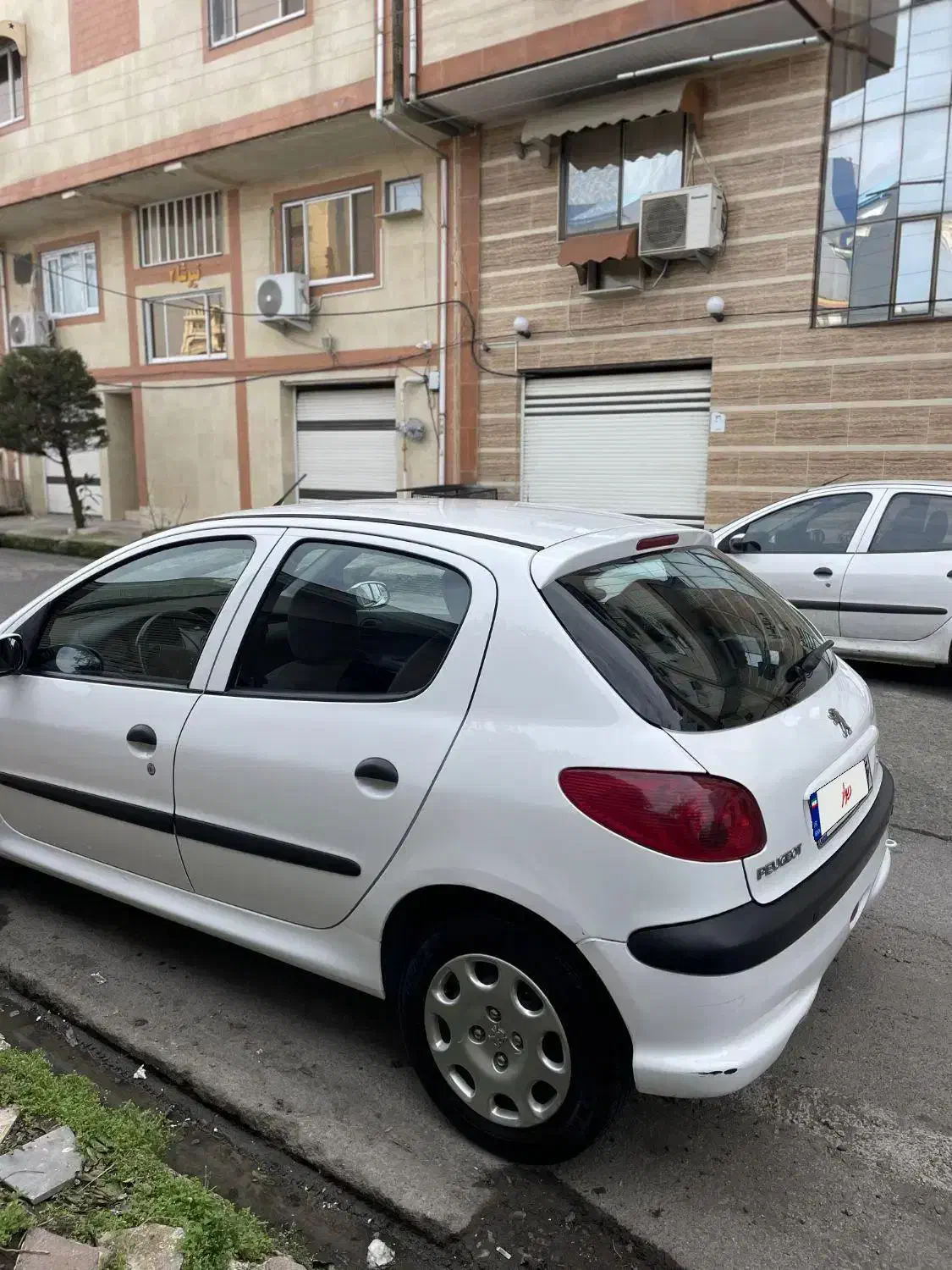 پژو ۲۰۶ تیپ ۵ مدل ۱۳۹۷|خودرو سواری و وانت|بندر انزلی, معلم|دیوار