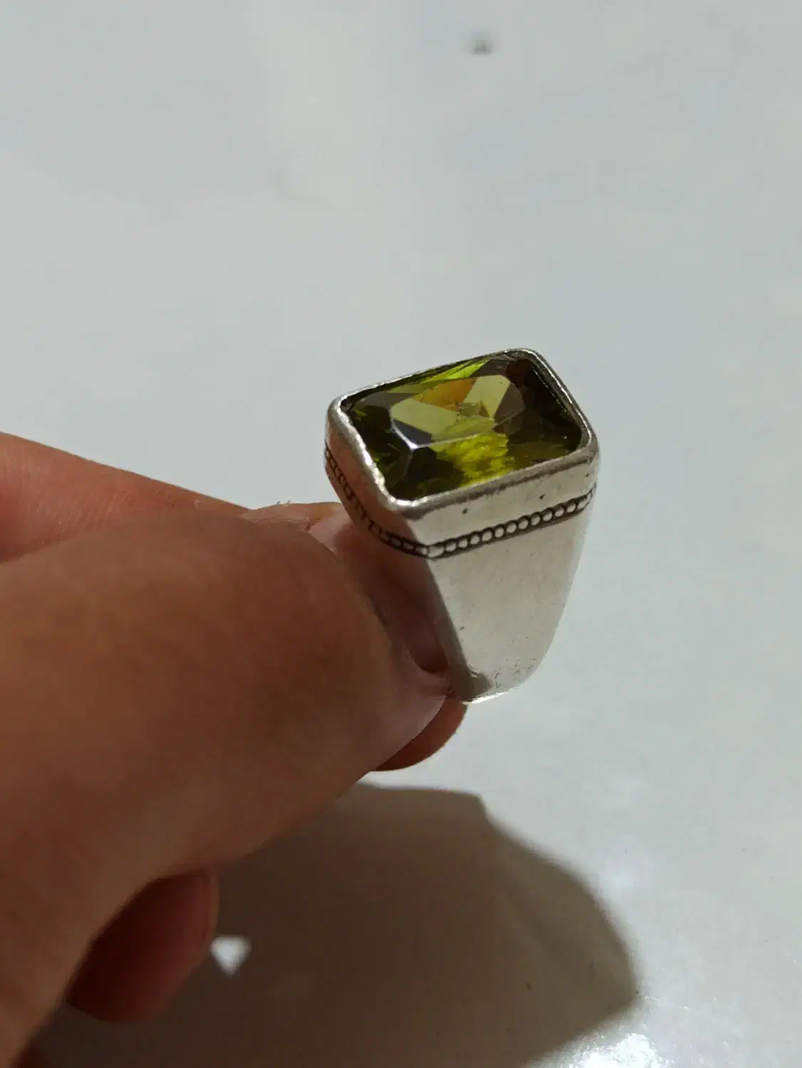 انگشتر زبرجد رکاب نقره قدیمی|جواهرات|کرمانشاه, |دیوار