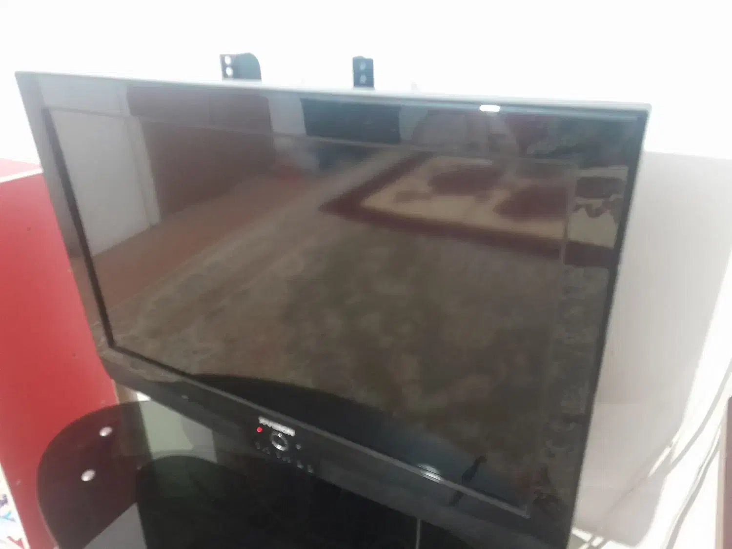 تلوزیون ال سی دی ۳۲اینچ|تلویزیون و پروژکتور|آبیک, |دیوار