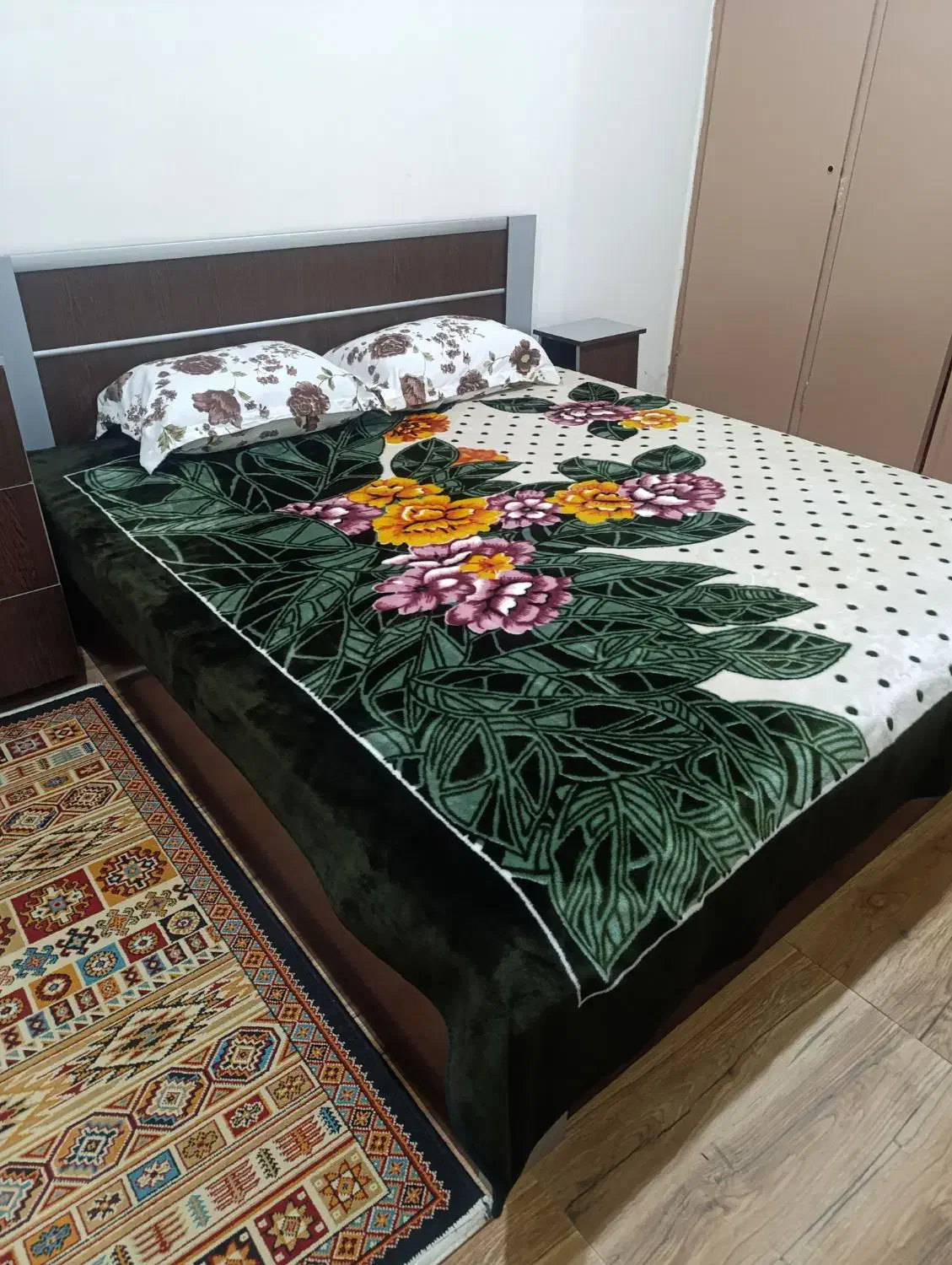 تخت دونفره|تخت و سرویس خواب|گرگان, |دیوار