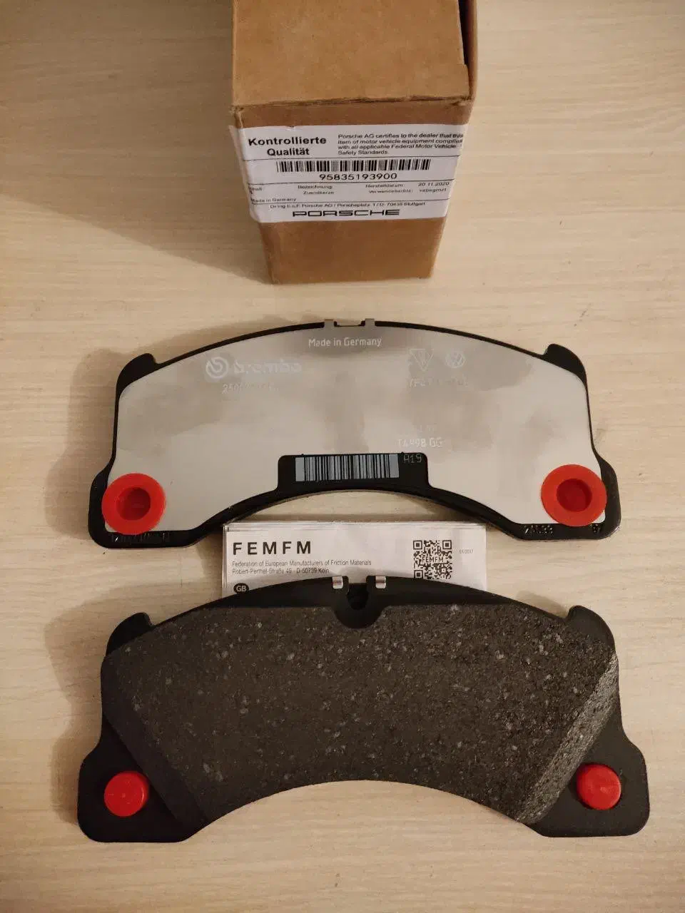 فروش لنت ترمز اصلی پورشه بنز تویوتا لکسوس بی ام و|قطعات یدکی و لوازم جانبی|تهران, سردارجنگل|دیوار