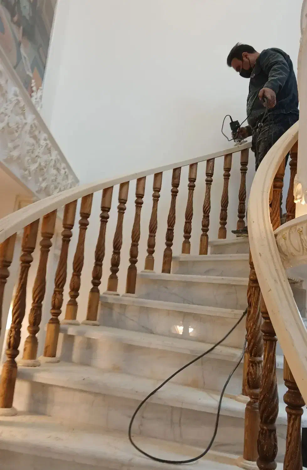 جوشکاری،نصب نرده فلزی،چوبی،استیل،آهنگری سربندی|خدمات پیشه و مهارت|رشت, گلسار|دیوار