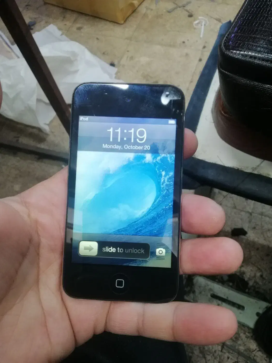 آیپاد 8گیگ|پخشکننده همراه|پرند, فاز ۶|دیوار