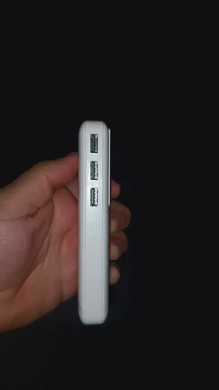 پاور بانک معاوضه با دینار|لوازم جانبی موبایل و تبلت|خرم‌آباد, |دیوار