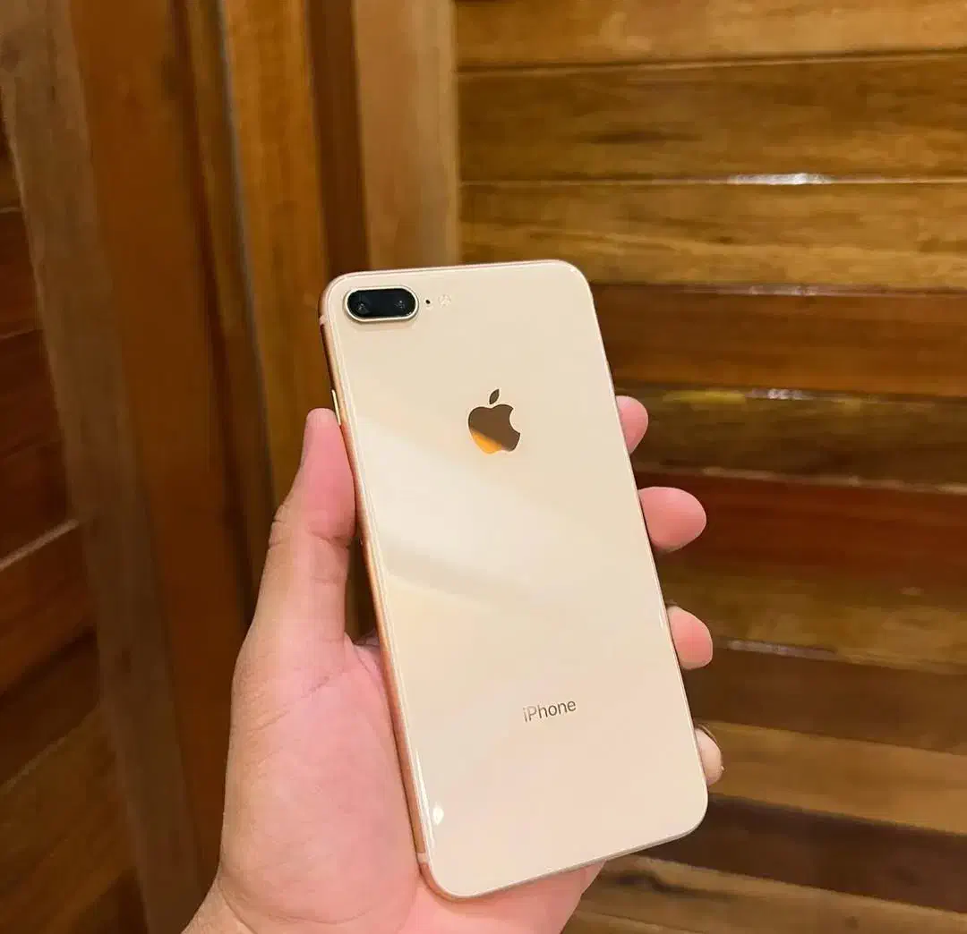 iphone 8 plus|موبایل|کاشان, زیدی|دیوار