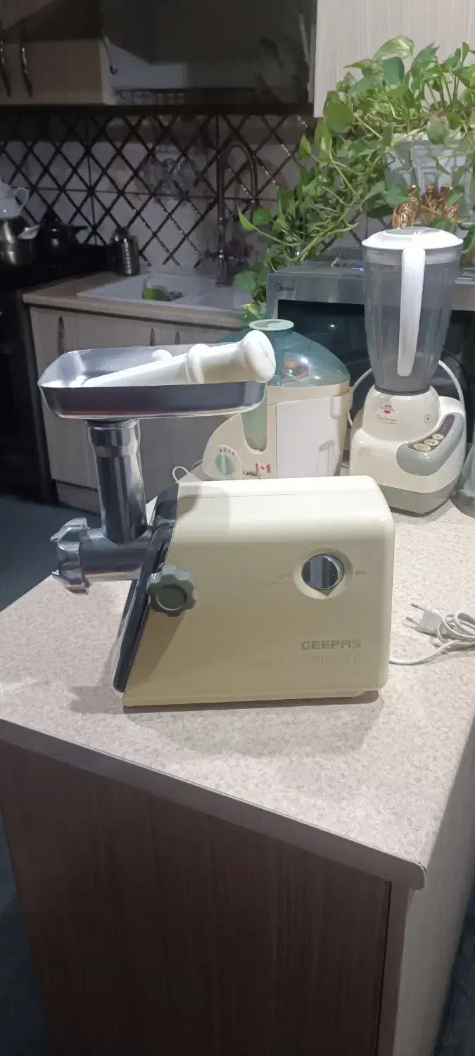 چرخ گوشت|خردکن، آسیاب، غذاساز|ساوه, |دیوار