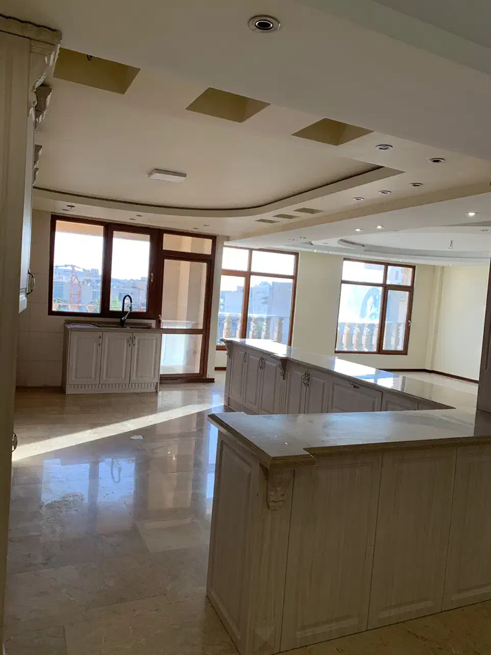 ۲۰۰متر*۲پارکینگ باکس*۸ساله / ویوابدی قلب فلکه دوم