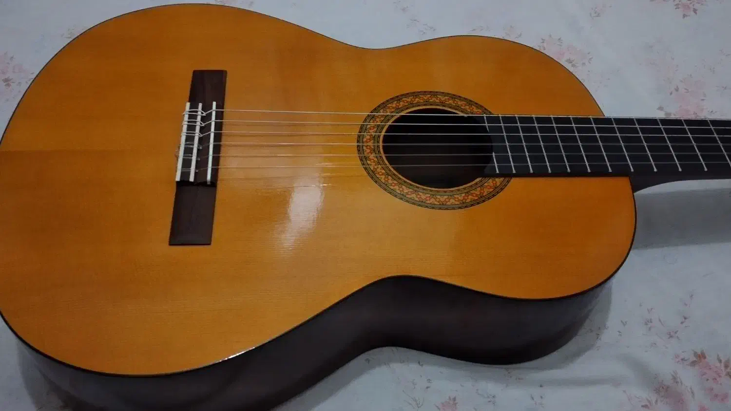 Yamaha C40|گیتار، بیس، امپلیفایر|کرمانشاه, |دیوار