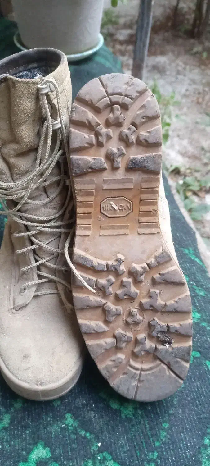 پوتین نظامی وایبرام آمریکایی اصل|کیف، کفش، کمربند|علیآباد کتول, |دیوار