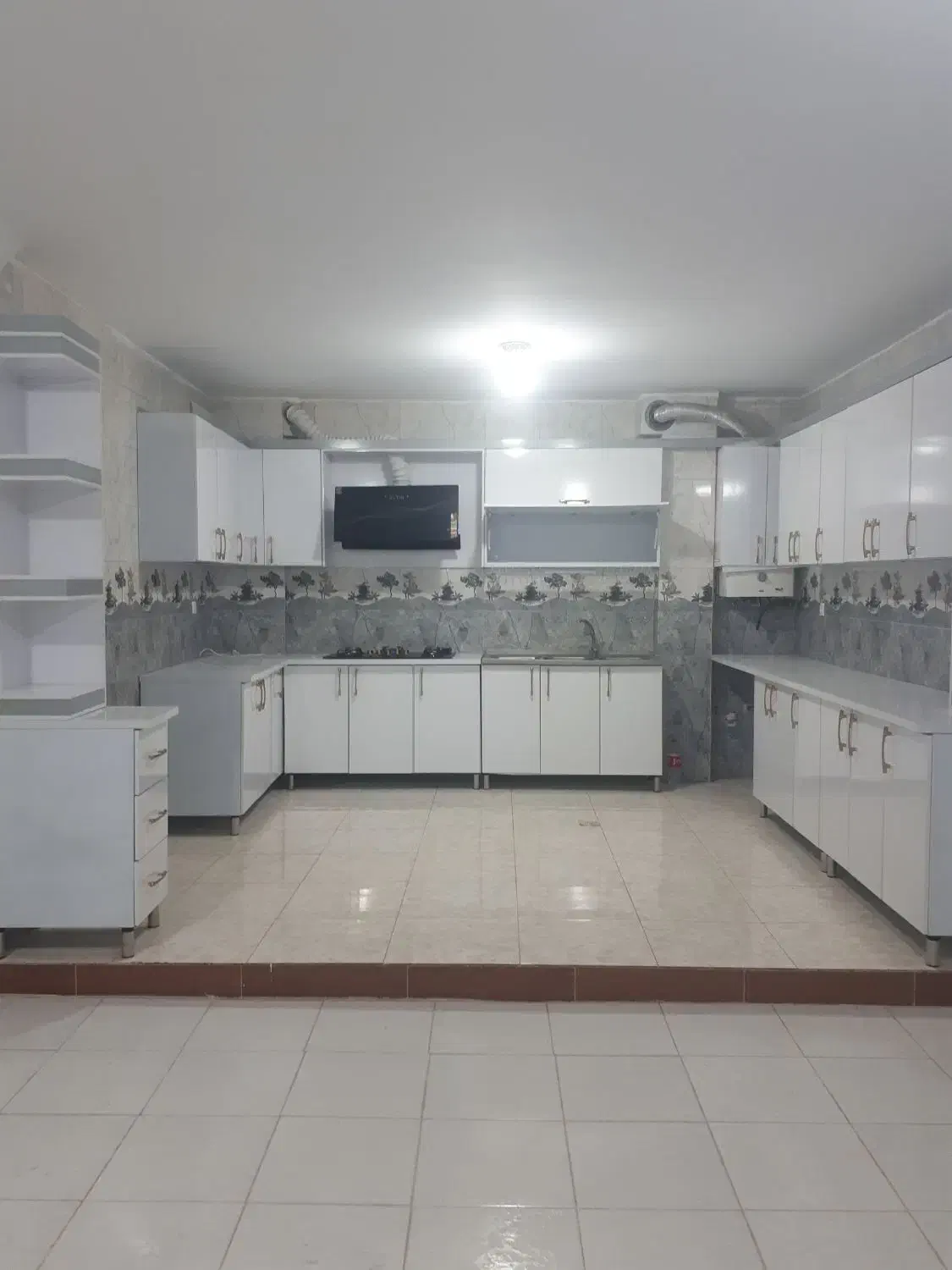 اپارتمان رهن واجاره تک واحدی|اجارهٔ آپارتمان|خرم‌آباد, |دیوار