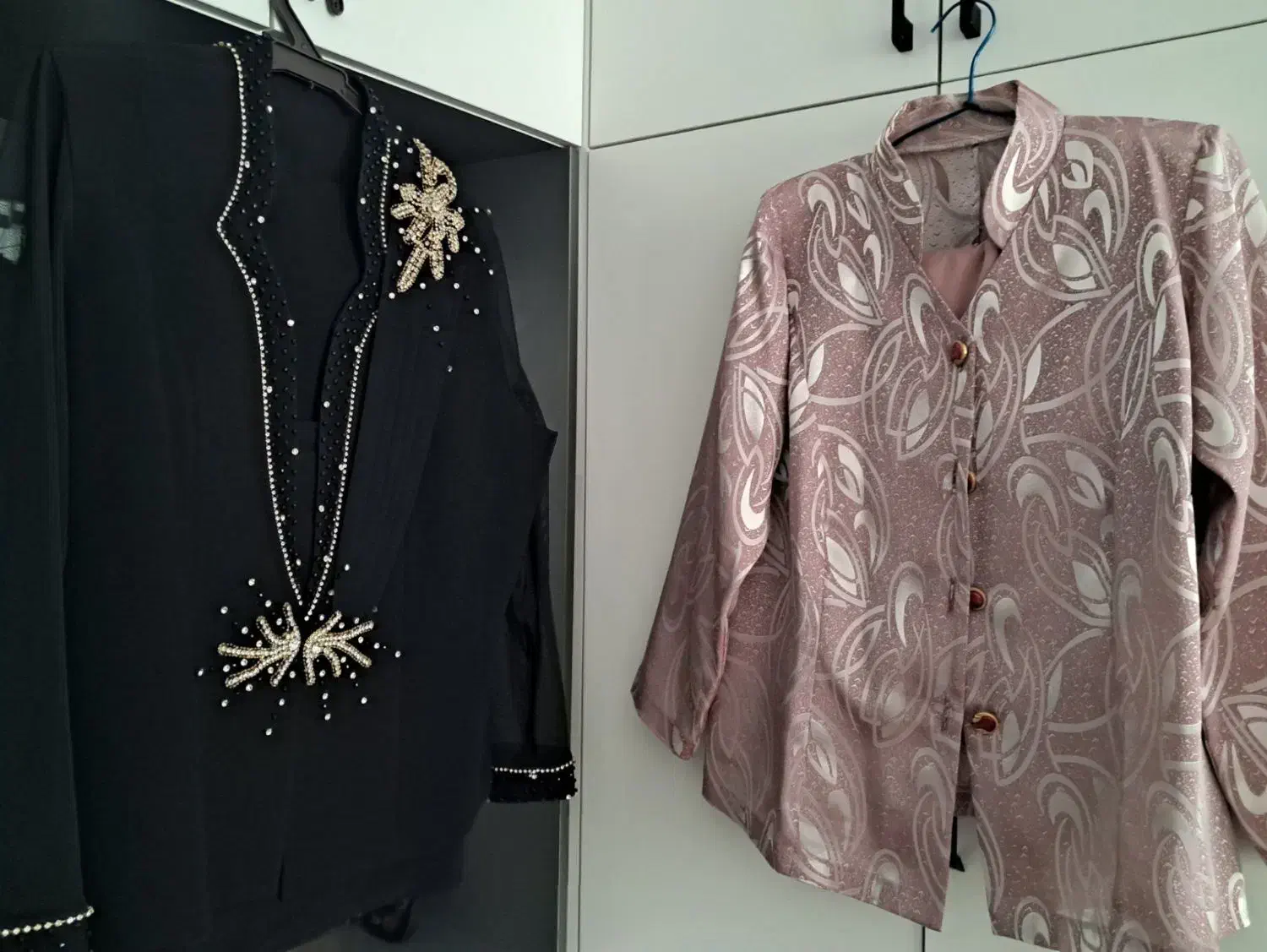 لباس مجلسی|لباس|ماکو, |دیوار