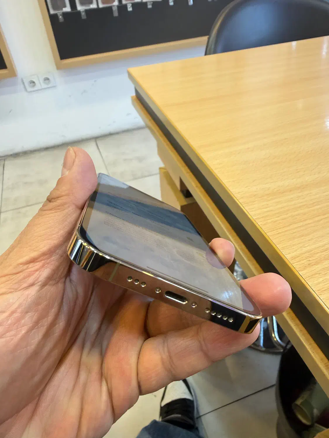 12pro|موبایل|تهران, شارق|دیوار