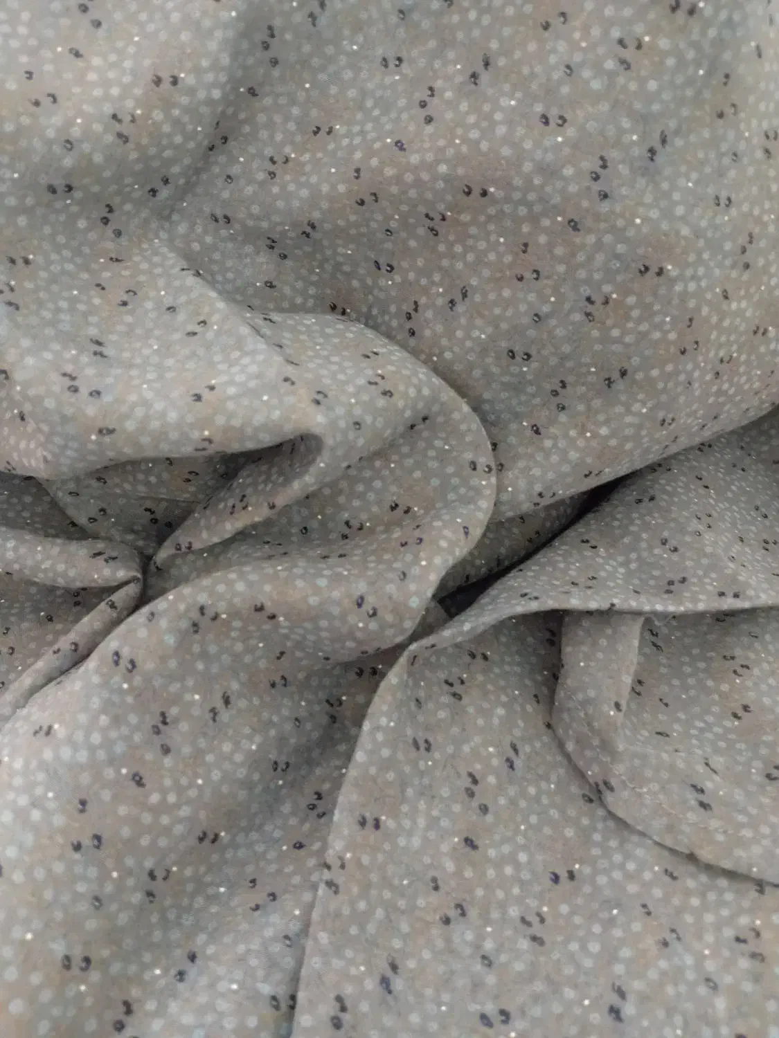 چادر مجلسی|لباس|مشهد, کوشش|دیوار