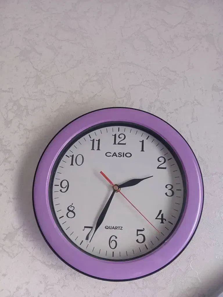 آباژور ساعت فرش|چراغ خواب و آباژور|فولادشهر, C5|دیوار