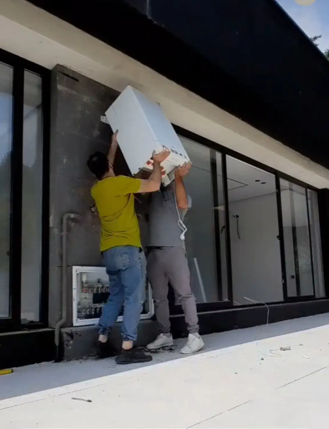 تعمیرات و نصب انواع پکیج .و لوله کشی ساختمان|خدمات پیشه و مهارت|رشت, توشیبا|دیوار