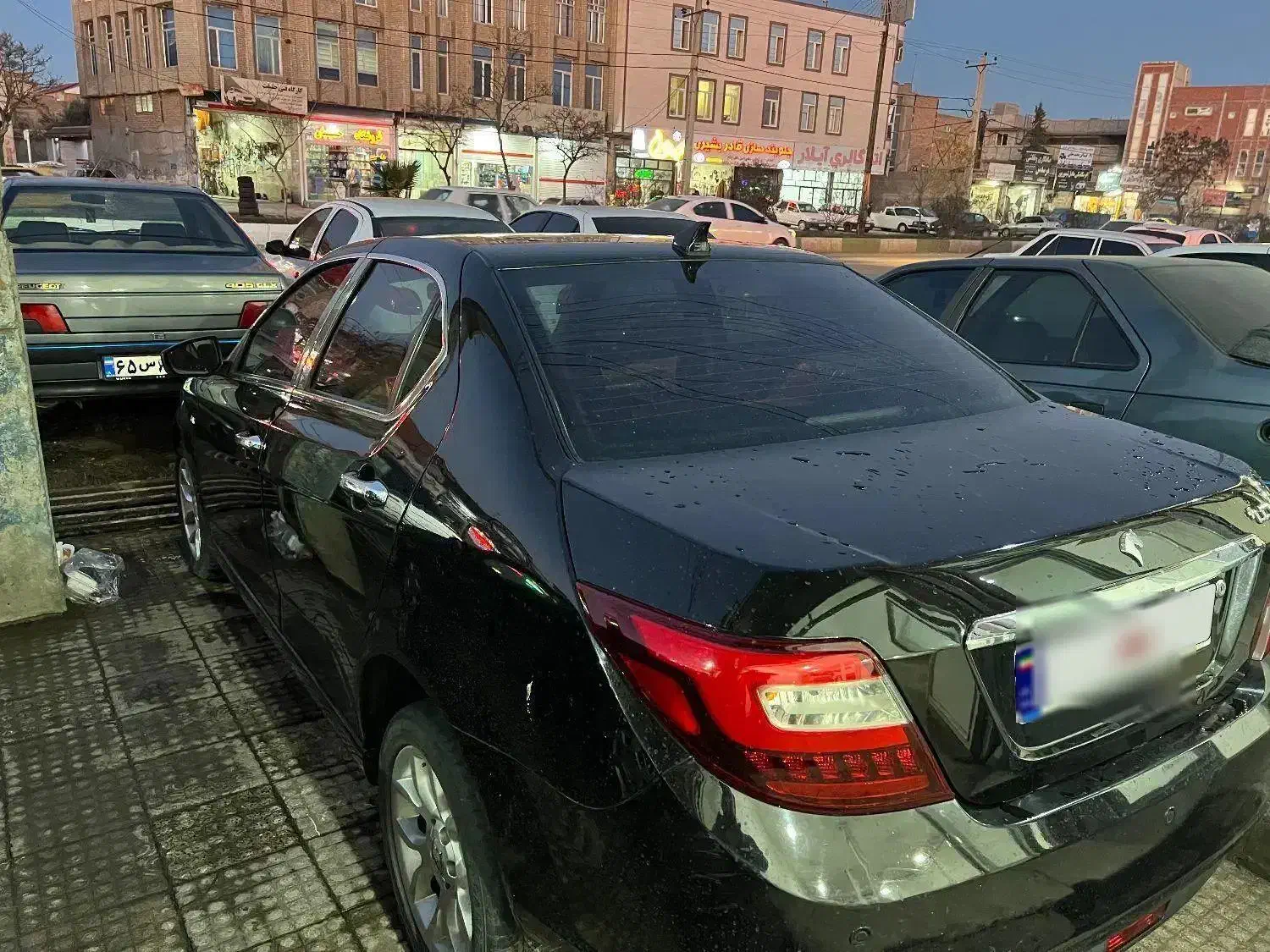 دنا اتومات ۱۴۰۰بدون رنگ بدون لیسه|خودرو سواری و وانت|پارس‌آباد, |دیوار