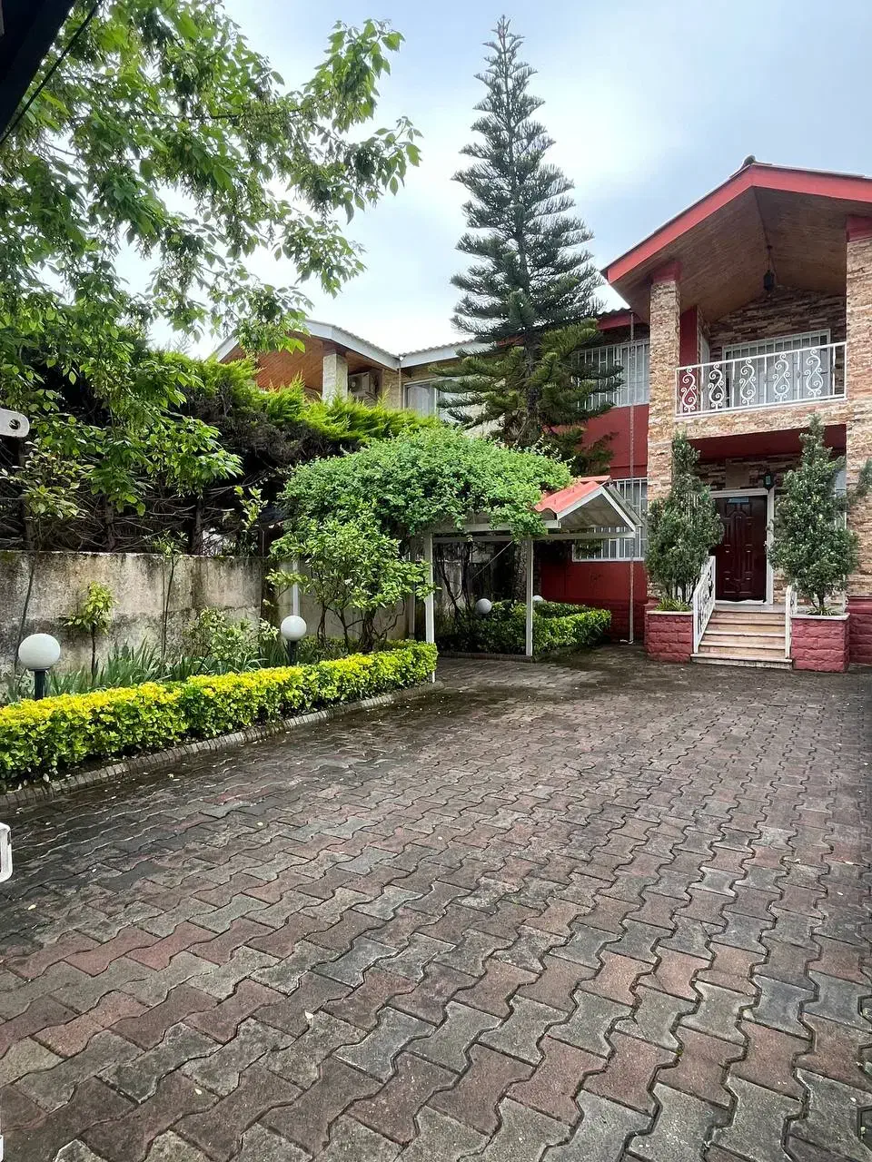 ویلاباغ۲۳۰م مبله سرسبزسندرسمی ماک پول نیا.ز مستقل|فروش خانه و ویلا|محمودآباد, |دیوار