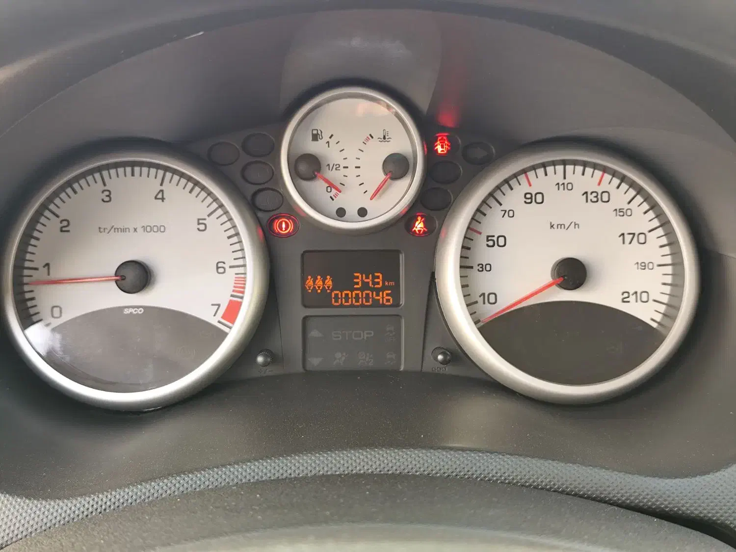 207 صفر|خودرو سواری و وانت|عنبرآباد, |دیوار