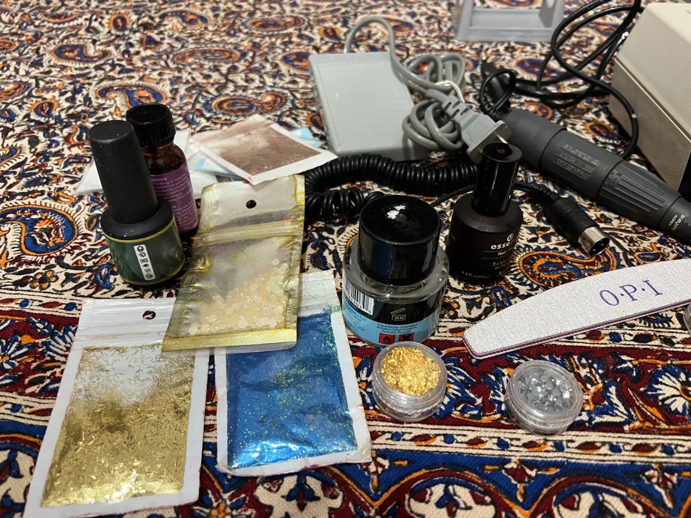 سوهان برقی و دستگاه uv|آرایشی، بهداشتی، درمانی|یاسوج, |دیوار