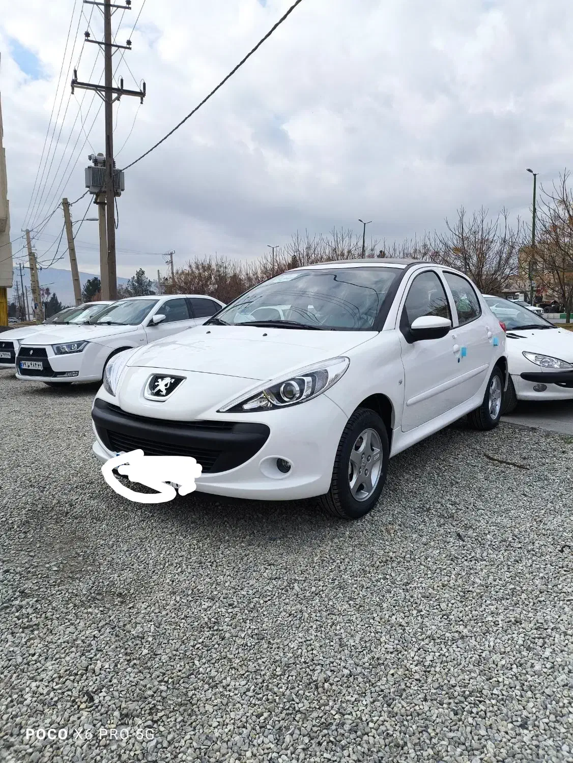 رنگ سفید روغنی صفر کیلومتر بیمه تا 1404/10/26 رین|خودرو سواری و وانت|کوهدشت, |دیوار