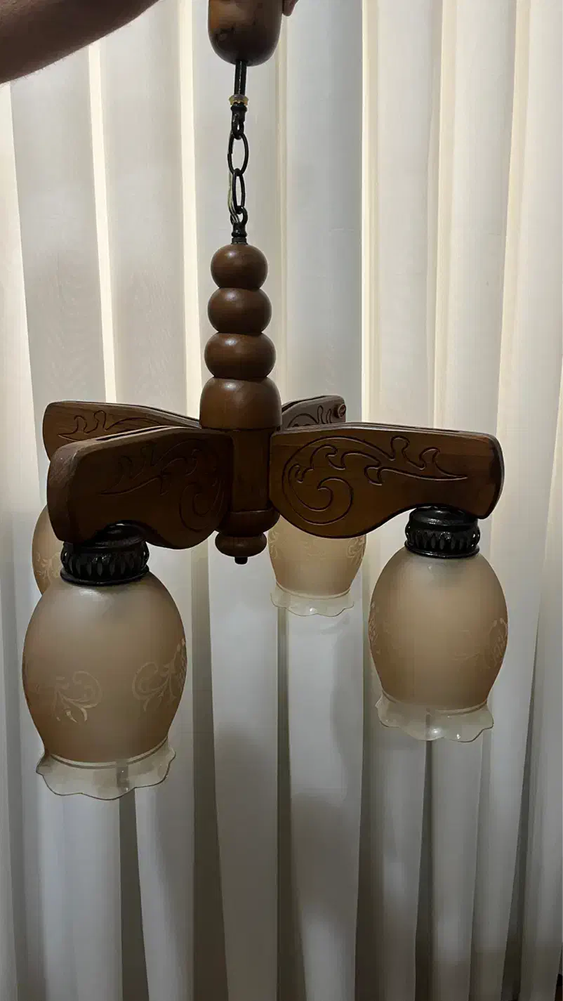 لوستر چوبی چهار شاخه|لوستر و چراغ آویز|بندرعباس, |دیوار