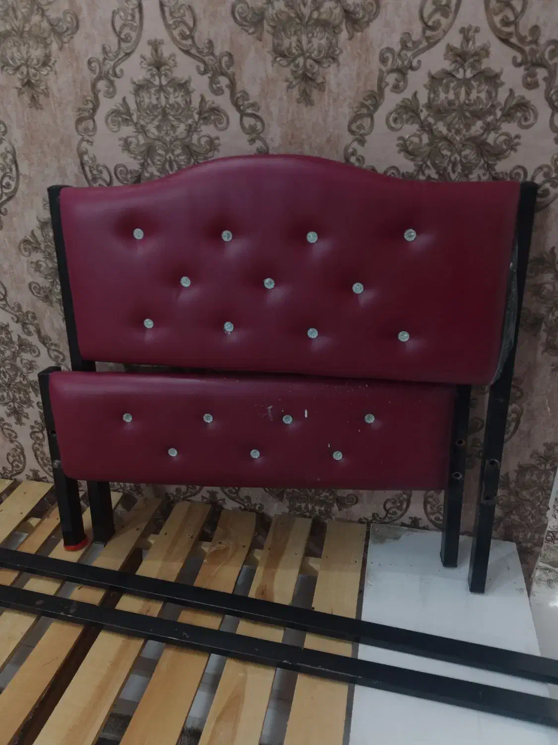 تخت و کفی تخت|تخت و صندلی بچه|مشهد, انقلاب|دیوار