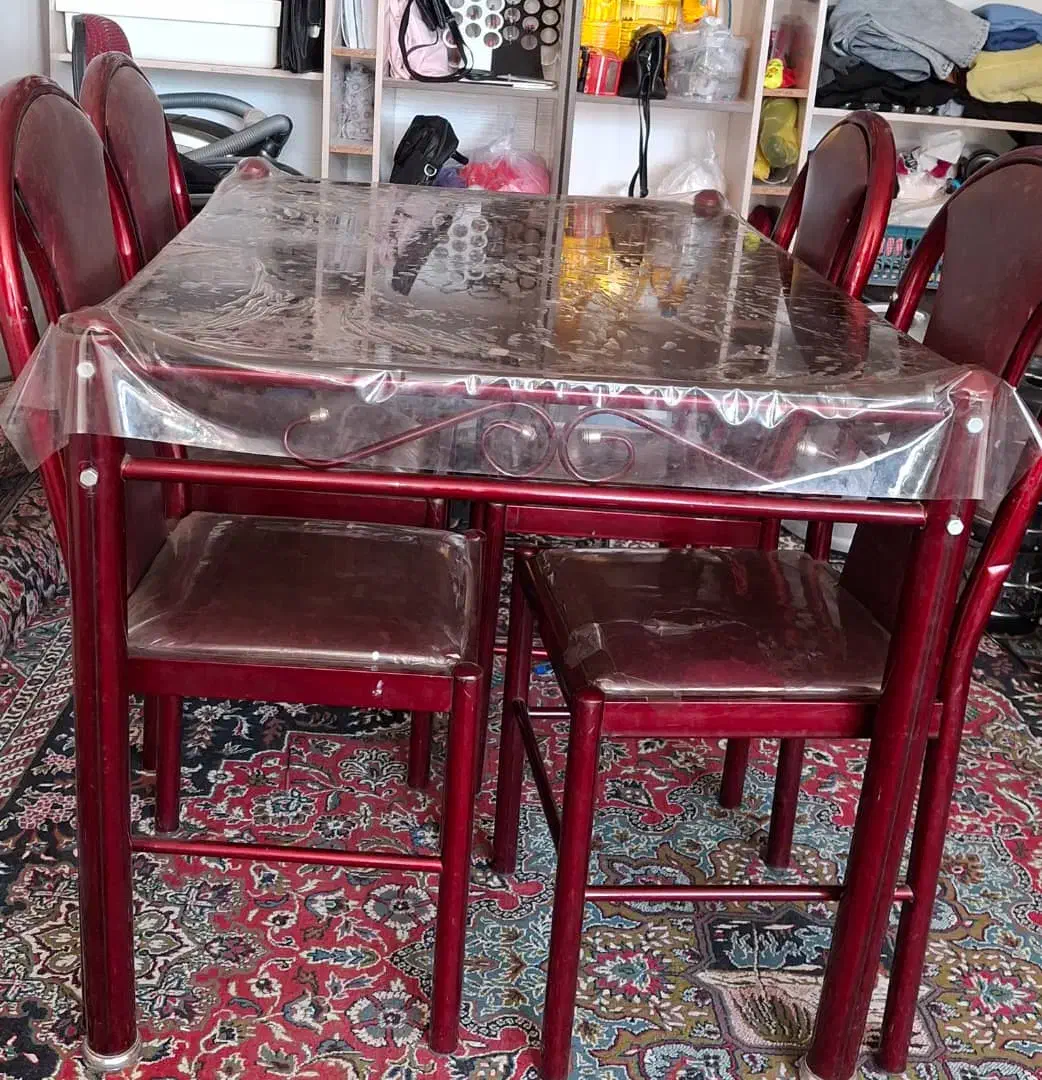 فروش میز غذا خوری ویترین مغازه|مبلمان خانگی و میز عسلی|لنجان, |دیوار