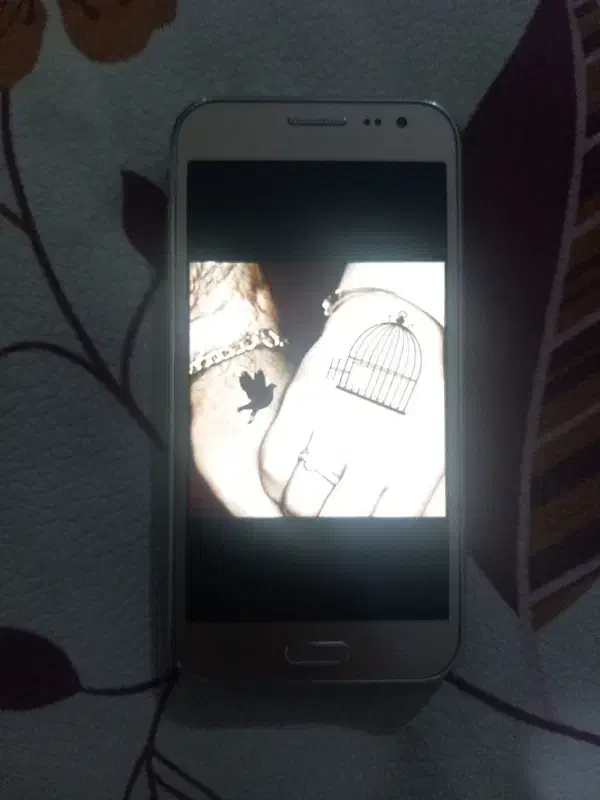 گوشیj2|موبایل|ملایر, |دیوار