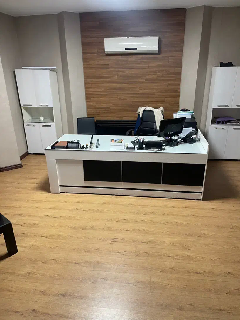 شهرک غرب ۶۵۰ متر ویلایی دربست/ مناسب مشاغل