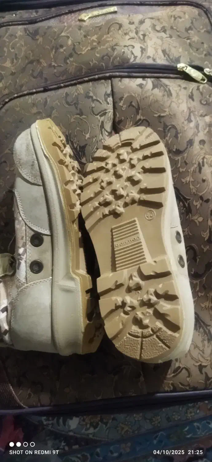 نیم پوتین عملیاتی|کیف، کفش، کمربند|جالق, |دیوار