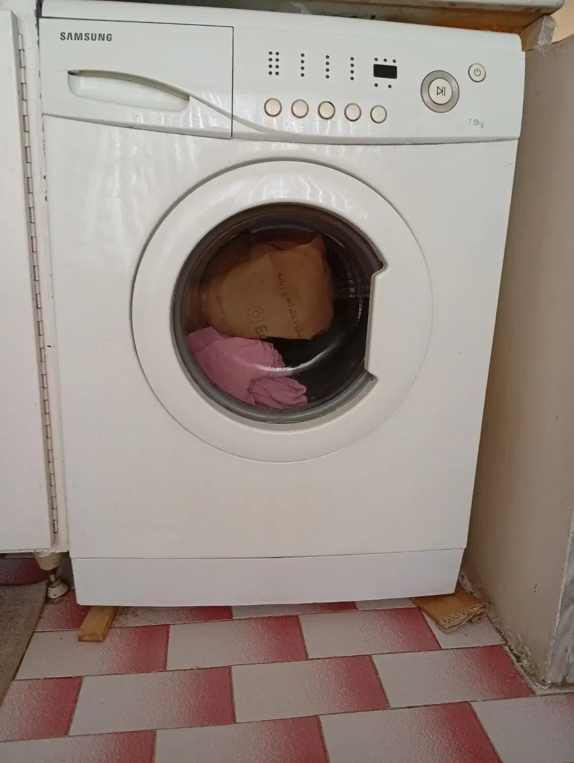 با سلام یه دستگاه ماشین لباس شویی سامسونگ 7کیلوی|ماشین لباسشویی و خشک‌کن لباس|تبریز, |دیوار