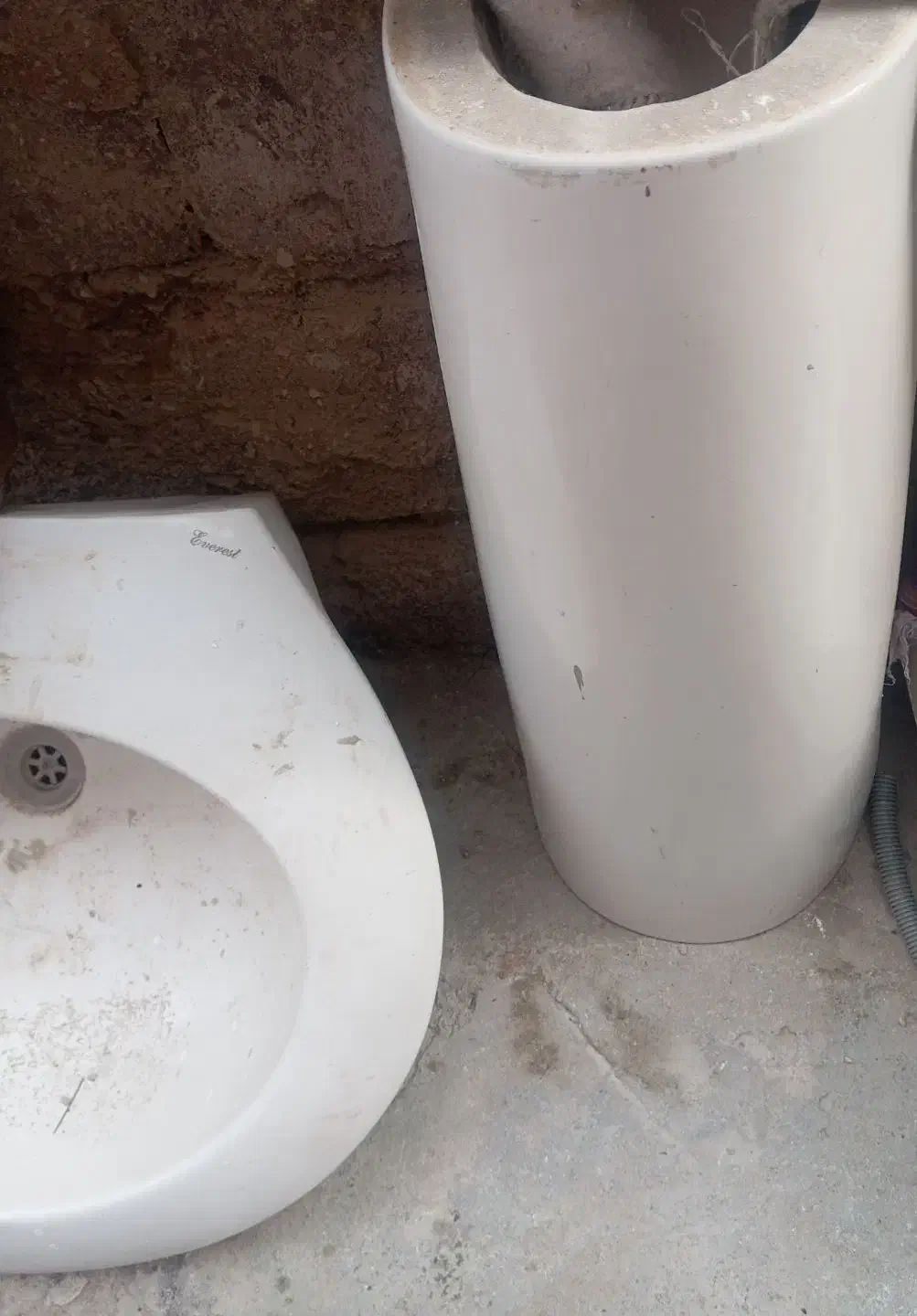 سنگ روشویی سالم|لوازم سرویس بهداشتی|بندرعباس, |دیوار