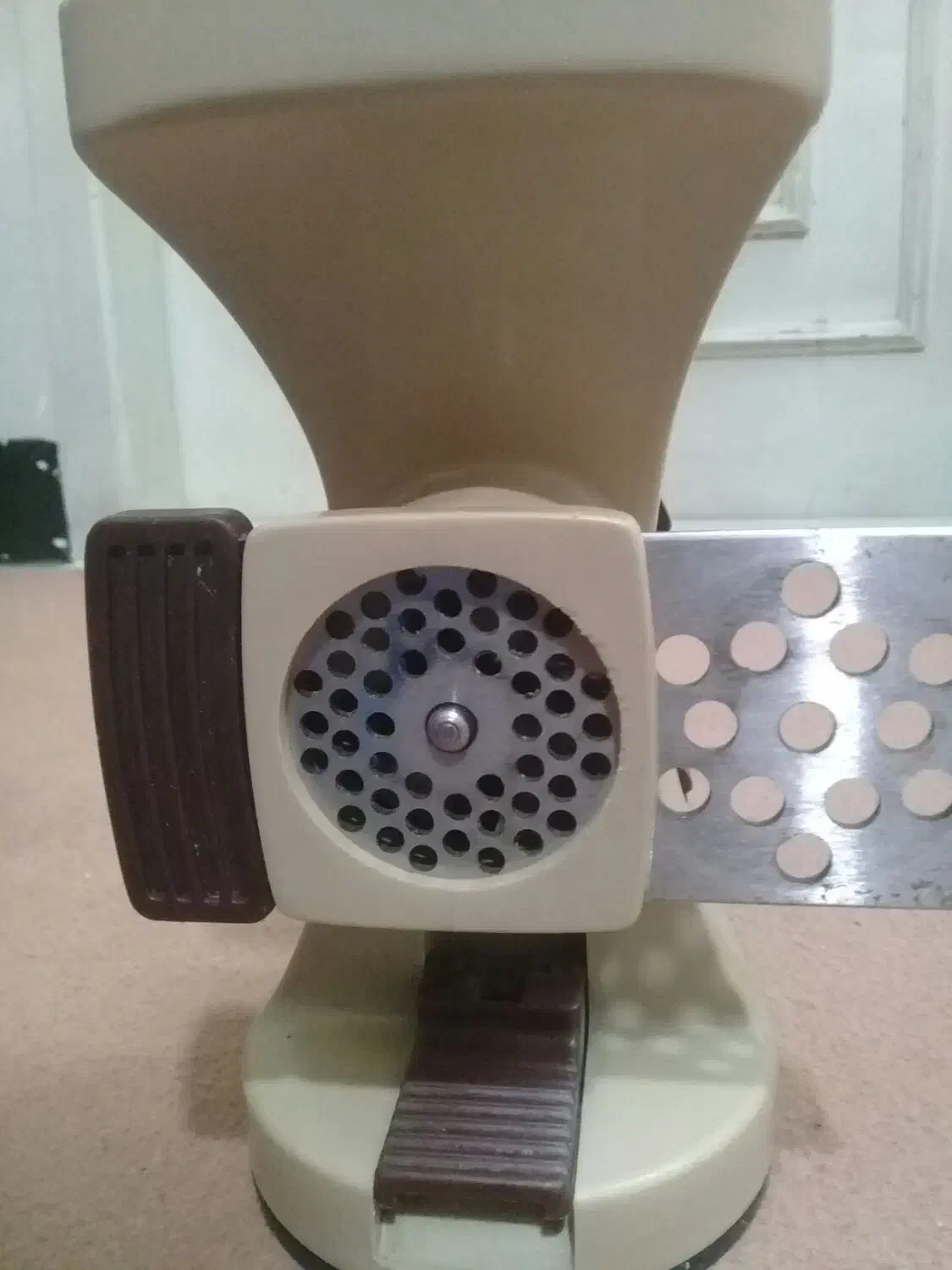 چرخ گوشت دستی تورنادو|خردکن، آسیاب، غذاساز|خرمآباد, |دیوار