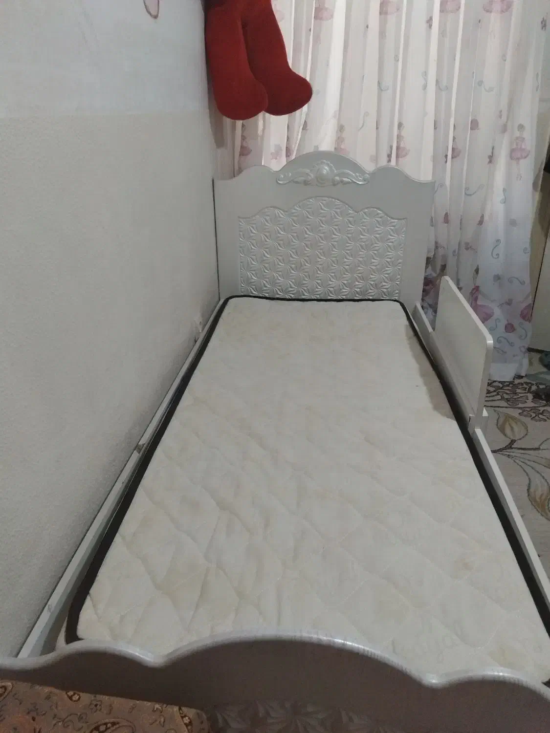 تخت خواب نوجوان با تشک|تخت و سرویس خواب|اصفهان, کوی امام|دیوار