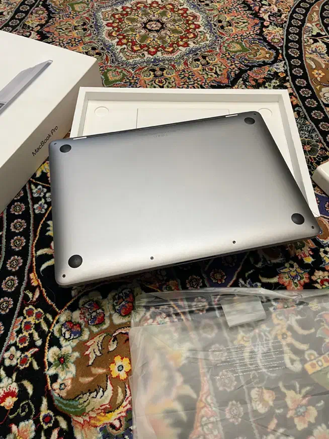 مک بوک پرو ۲۰۲۰ تاچ بار|رایانه همراه|تهران, گلستان (شهرک راه آهن)|دیوار