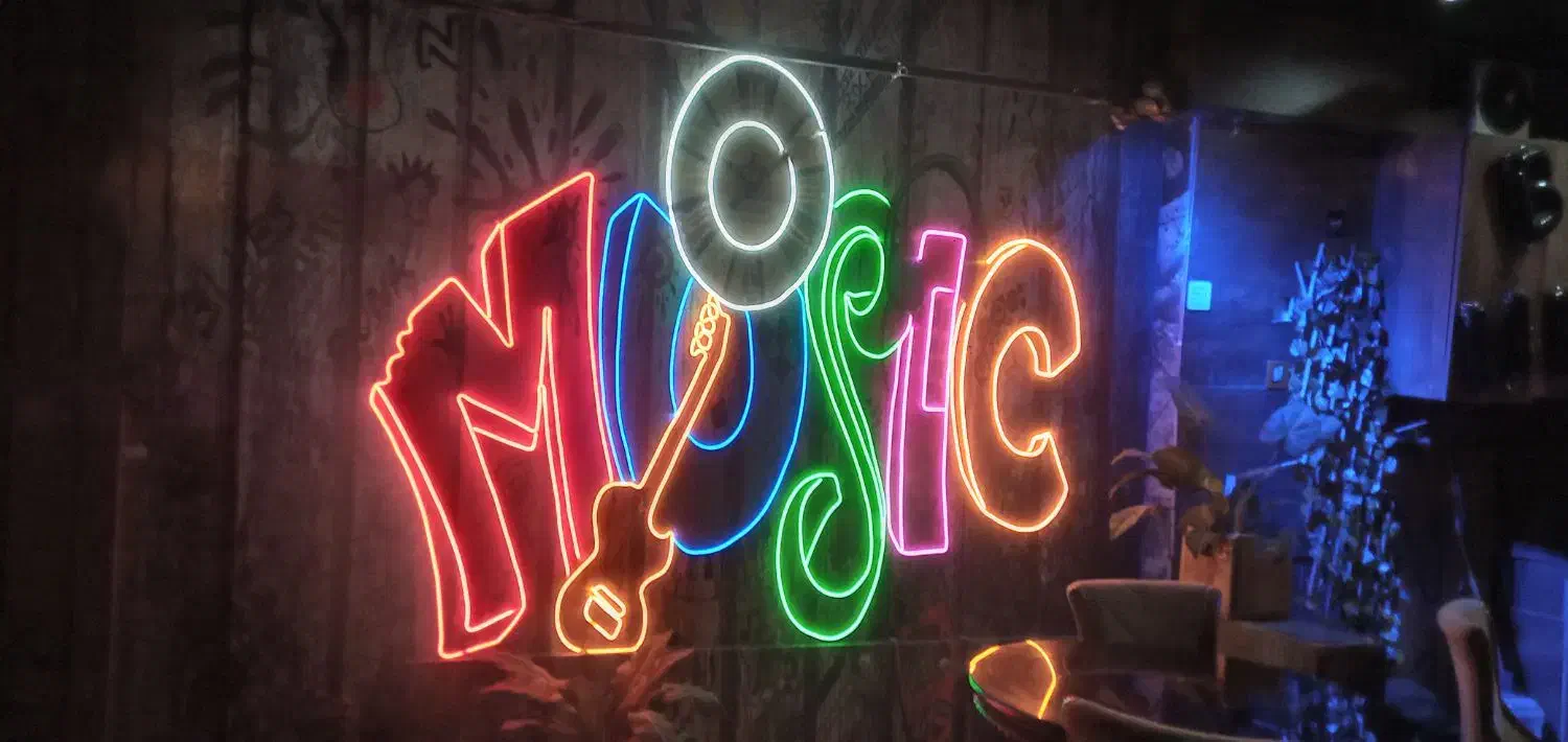 دی جی خواننده برای مجالس|خدمات پذیرایی، مراسم|قدس, شهر‌قدس|دیوار