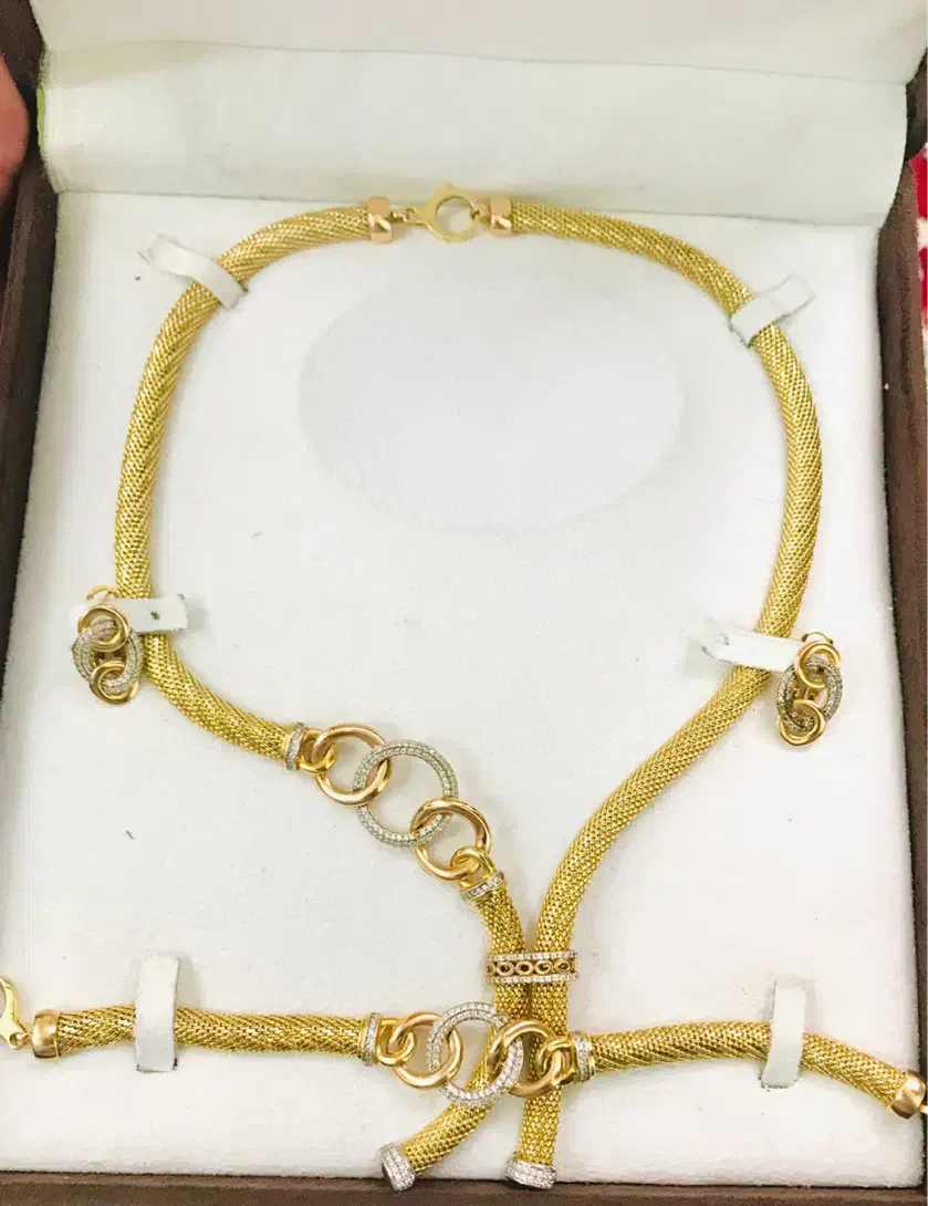 سرویس طلا 18 نو 66 گرم ۲۰۰ بالای تابلو|جواهرات|اهواز, کیانپارس |دیوار