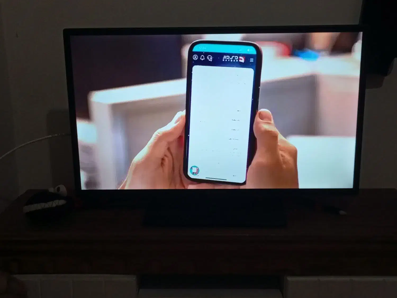 ال ای دی 32 اینچ اسنوا در حد صفر|تلویزیون و پروژکتور|رشت, کوی مهر|دیوار