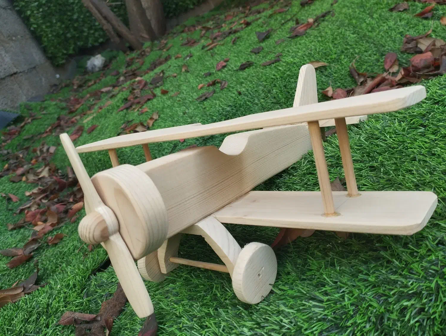 هواپیما دکوری چوبی|مجسمه، تندیس، ماکت|بندر انزلی, گمرک|دیوار