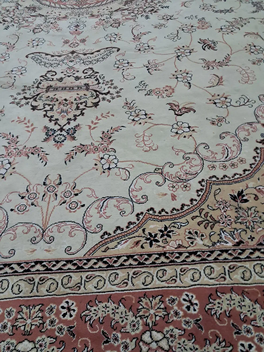 فرش ۱۲ متری|فرش|رشت, پل تالشان|دیوار