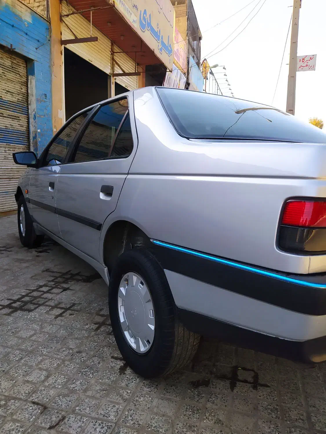 پژو 405 مدل 87|خودرو سواری و وانت|ملایر, |دیوار