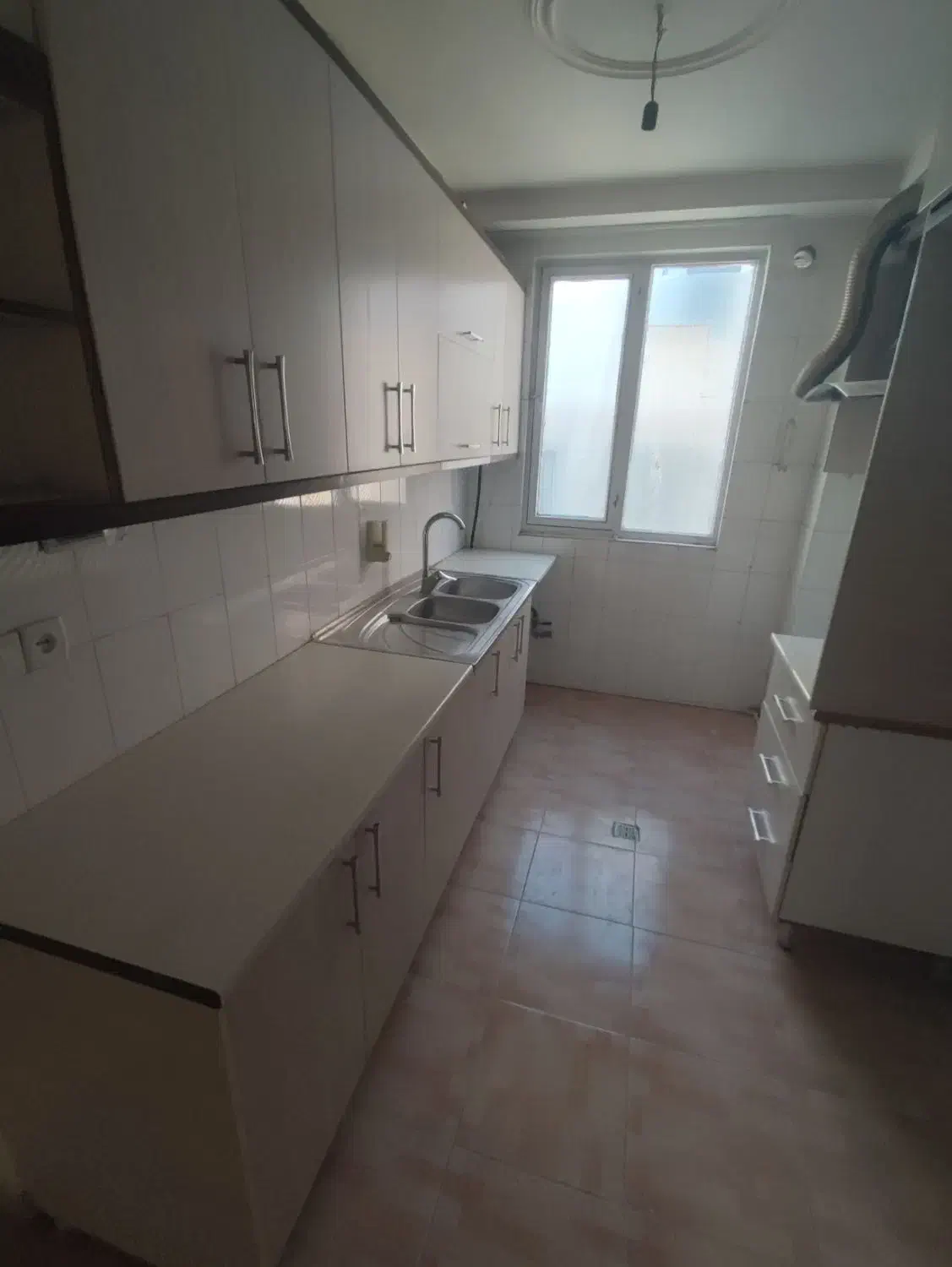 55متر با پارکینگ غیر مزاحم برادران عرب