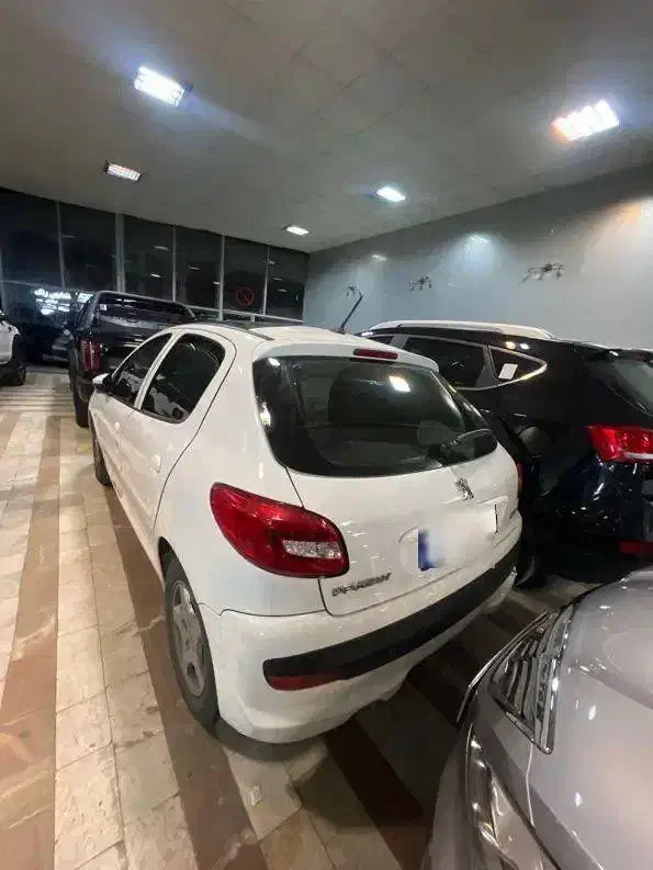 207مدل۱۴۰۱|خودرو سواری و وانت|خرم‌آباد, |دیوار