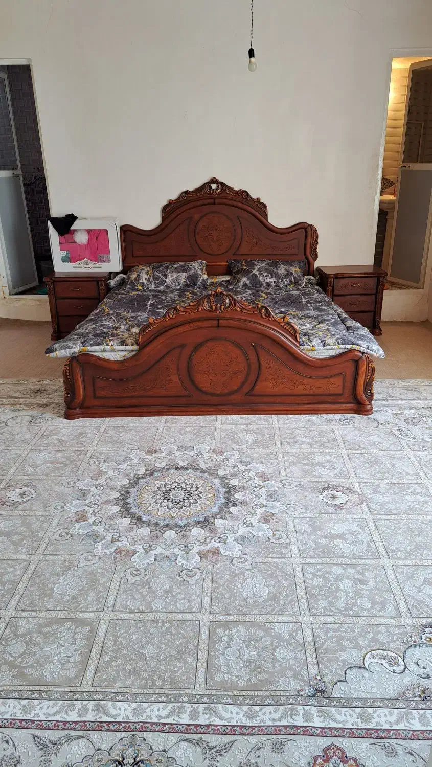 تخت خواب ۱۸۰دونفره|تخت و سرویس خواب|کوهدشت, |دیوار