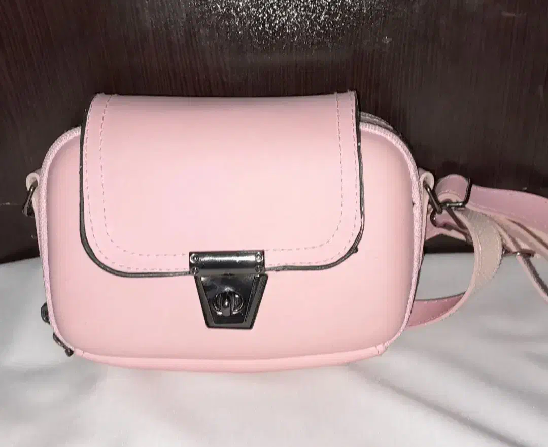 کیف|کیف، کفش، کمربند|خرم‌آباد, |دیوار